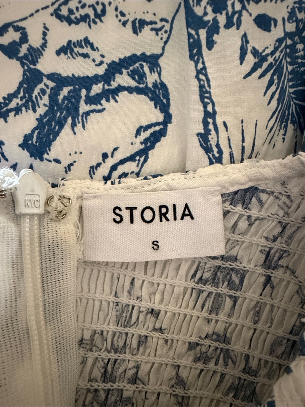 Storia White and Blue Printed Midi Dress - Picture 2 of 4